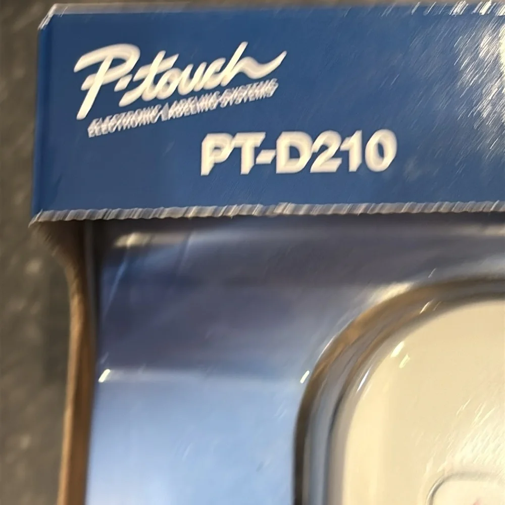 BROTHER P-Touch PT-D210 Label Maker - New in Package + additional pack of labels